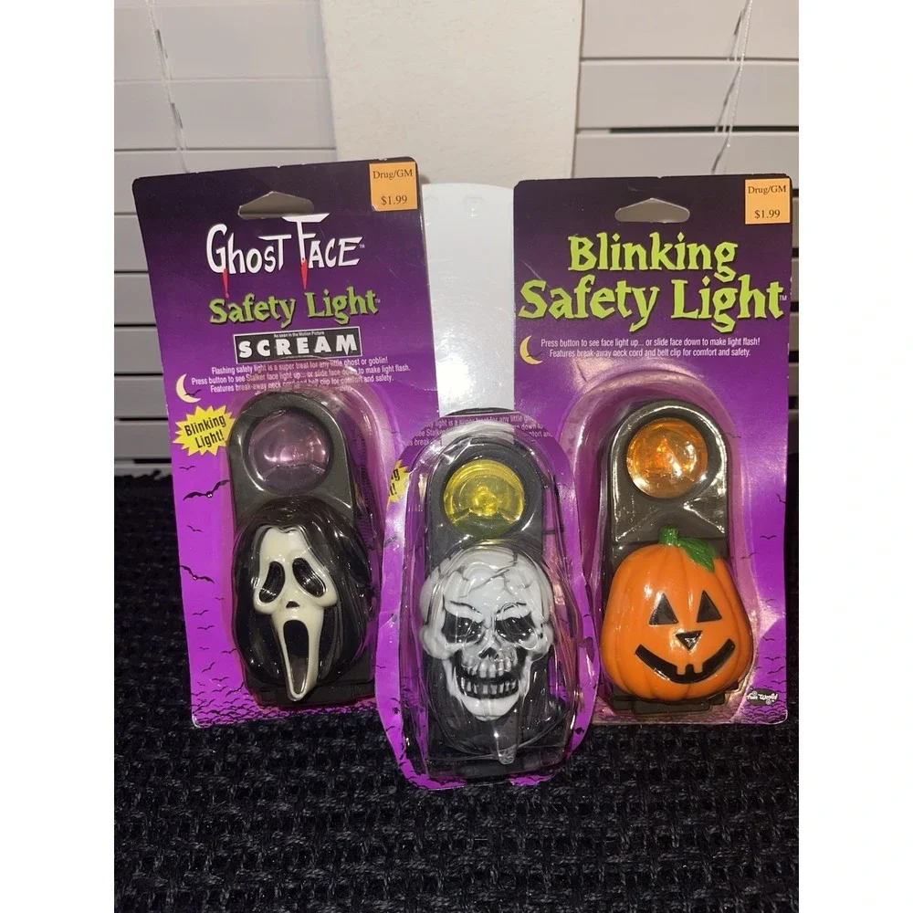 Vintage New Sealed Scream Ghost Face, Pumpkin, & Skull Wearable Safety Light Lot
